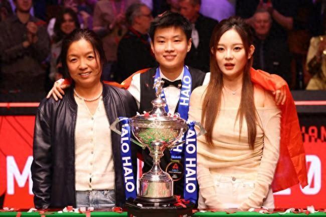 赵心童家世被扒！开库里南、戴百万名表父亲曾是深圳医院院长